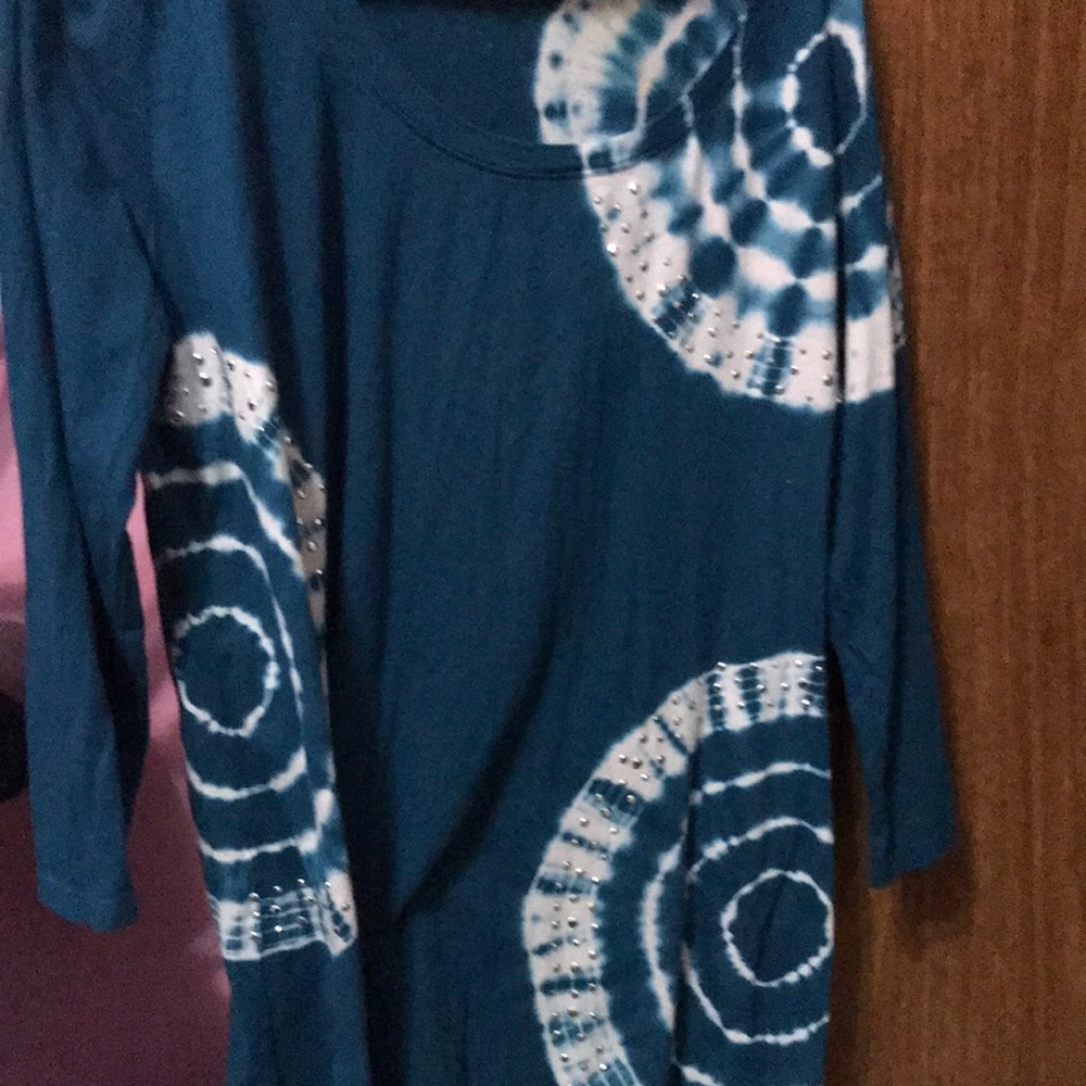 Long sleeve